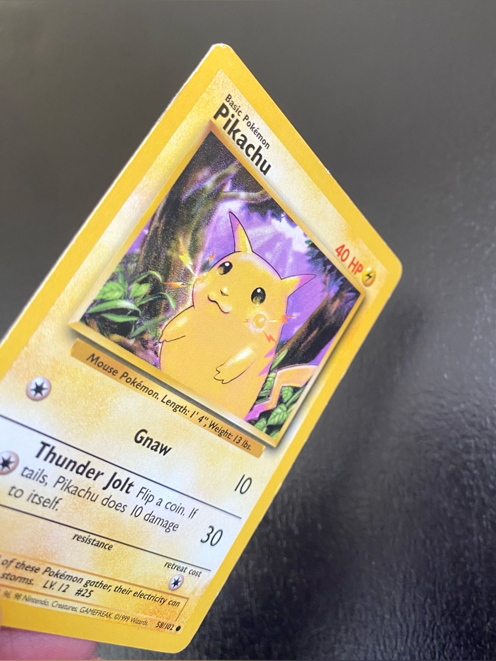 Pokémon Card Pikachu 58/102 - Picture 8 of 9